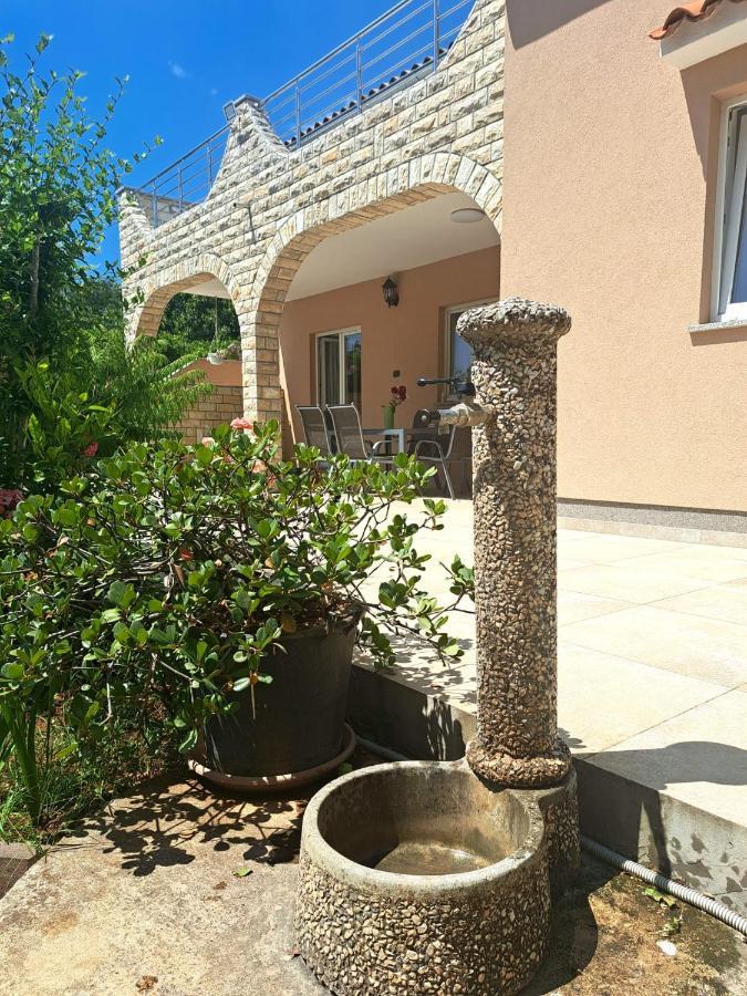 Apartman Melita Galižana Exteriér fotografie
