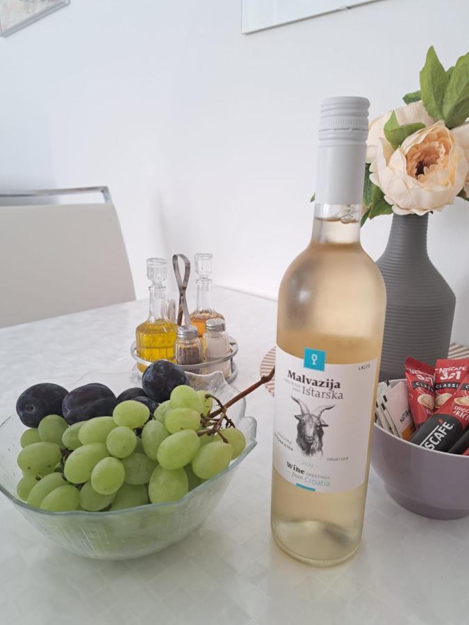 Apartman Melita Galižana Exteriér fotografie