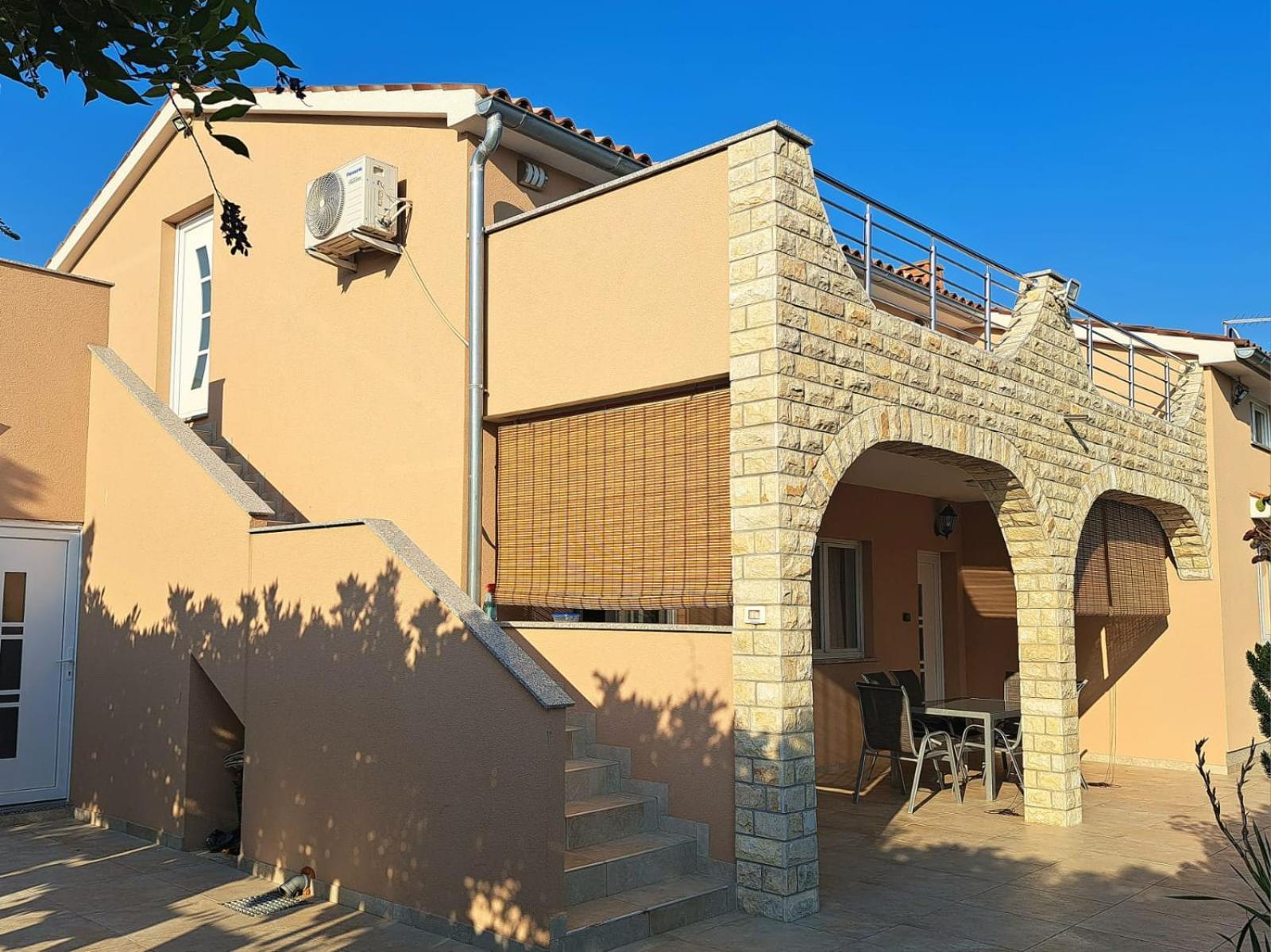 Apartman Melita Galižana Exteriér fotografie